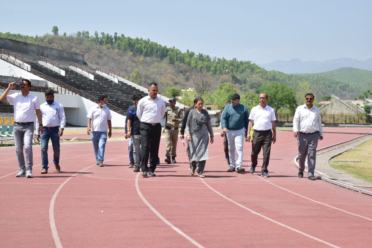 Sports Minister Rekha Arya inspected international sports stadium