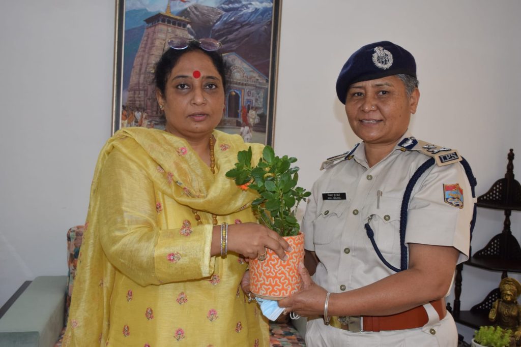 Uttrakhand's first lady IG jail meet Ritu Khanduri
