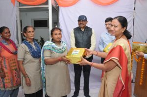 Clener honoured on the occasions of gandhi jayanti in uttrakhand