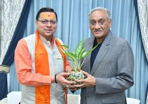 Ex cm Vijay Bahuguna meat with cm Dhami in Dehradun