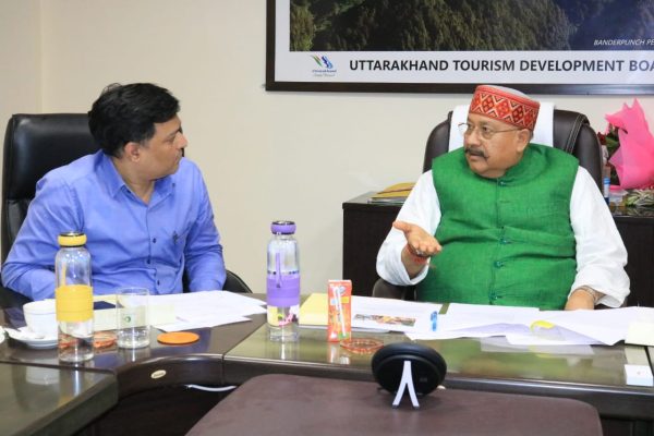 Tourism minister Satpal Maharaj review winter chardham yatra prepration 