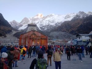 Kedardham's Door closed for winter with proper ritual ceremony