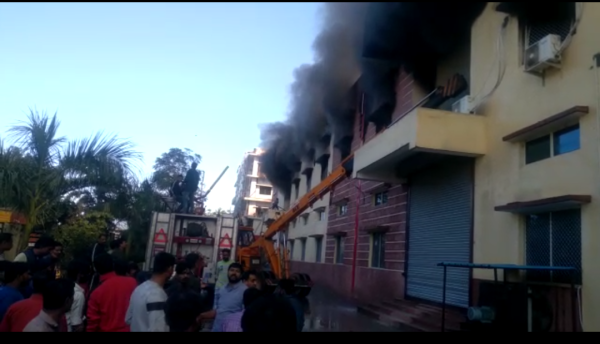 factory catch fire due to short sarcate in haridwar