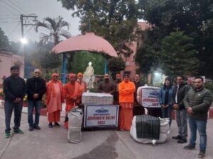 haridwar-adminstration-and-ngo-come-forward-to-help-joshimaths-people