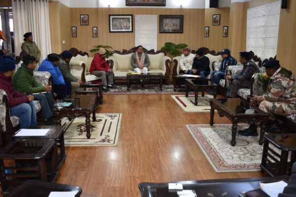 Cm dhami meeting with army itbp and other department in joshimath