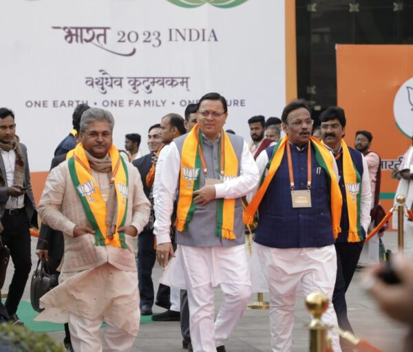 Cm dhami comment on sub inspector suspanation