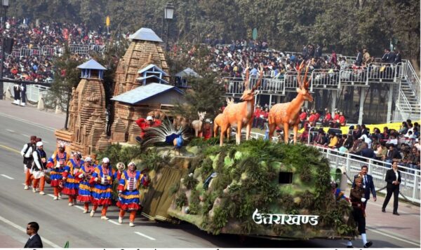 Uttrakhand's jhanki get first prize in Republic Day pared