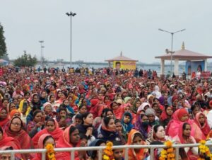 Shriharindand's ashes immersed in the Ganges