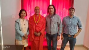 Bedmintion player and coach DK Sain visited mayadevi mandir in Haridwar