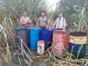Campaign against illegal liquor Abkari Vibhag destroyed thousands of liters of lahan in Vaanganga area