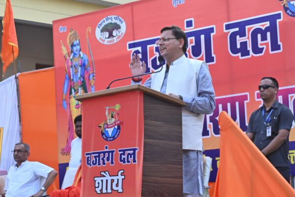 2 officers suspended after casual approach about bussinesmen