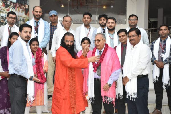 Prof.Sunil Batra awarded best principal of the year