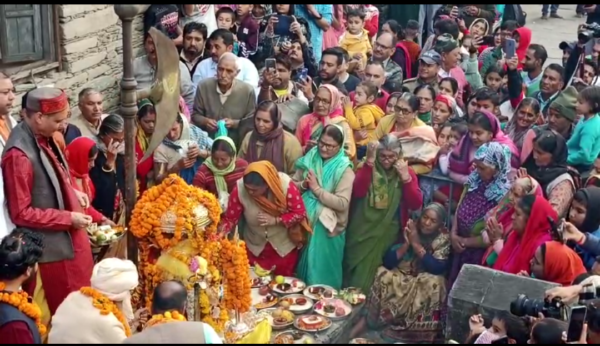 Record pilgrims came in Chardham Yatra Uttrakhand