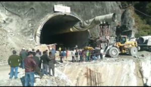 Big incident in uttrkashi tunal, 30-40 labourers got stuck