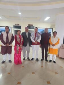 Cm Dhami visited Ram Mandir Ayodhya with his cabinet 