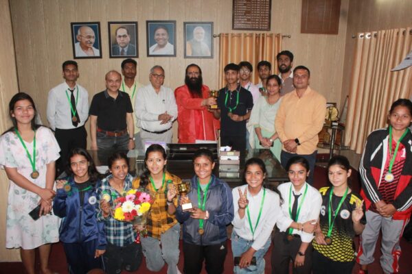 SMJN PG COLLEGE won silver medal in kho kho compition in Rurkee