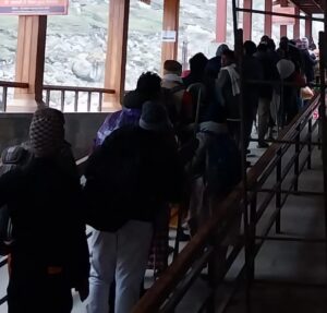 Rudrpryag adminstration arenge 10 LCD in ashtha path kedarnath