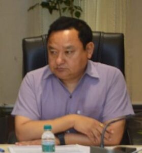 Viral Video-man demand extra money for chardham ragistration in Haridwar 