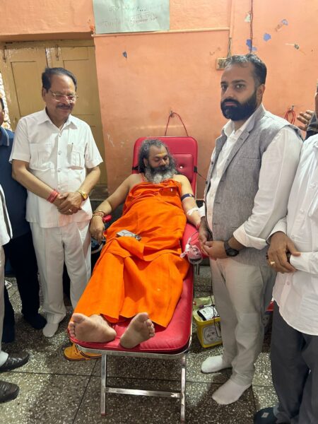 Blood donation camp organized at Prachin Avadhoot Mandal ashram