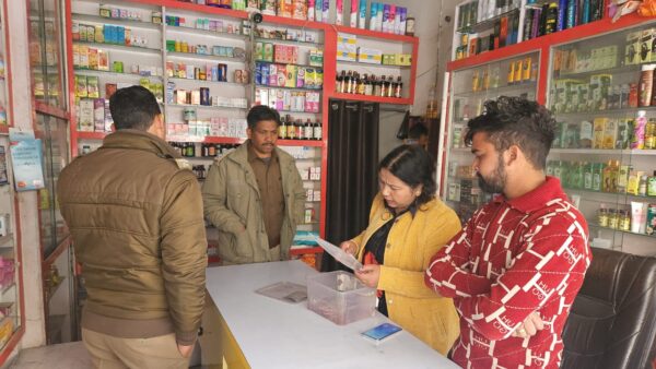 Drugs department action against Illigal and expired medicine