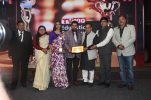 Kunti Naman Pharmacy got best pharmacy college award