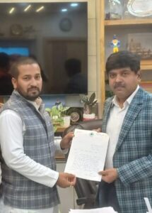 Young leader Ravi Babu meat R Minakshi Sundram in Dehradun