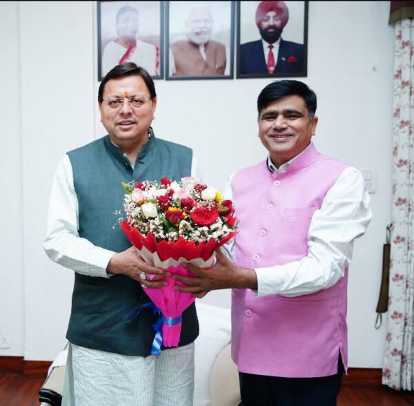 State minister sunil saini meet cm dhami in Dehradun