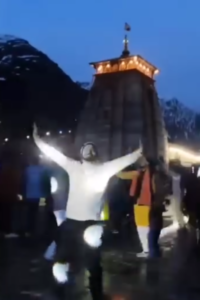 Case ragistered against those men's viral videos in Kedarnath Dham