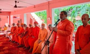 swami-yatishwranand Arya Samaj wanted population control and free education medical demand