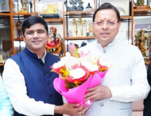 Deepawali 2025 team Dhami's members gave diwali wished in Cm house Dehradun