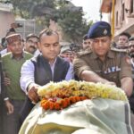 अलविदा फील्ड मार्शल – राजकीय सम्मान और जनसैलाब के बीच अंतिम विदाई