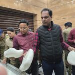 पनीर के स्टोर पर खाद्य सुरक्षा विभाग व पुलिस की संयुक्त कार्रवाई