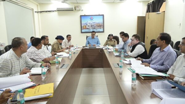 Property News land froud coordination committee meeting held in Dehradun